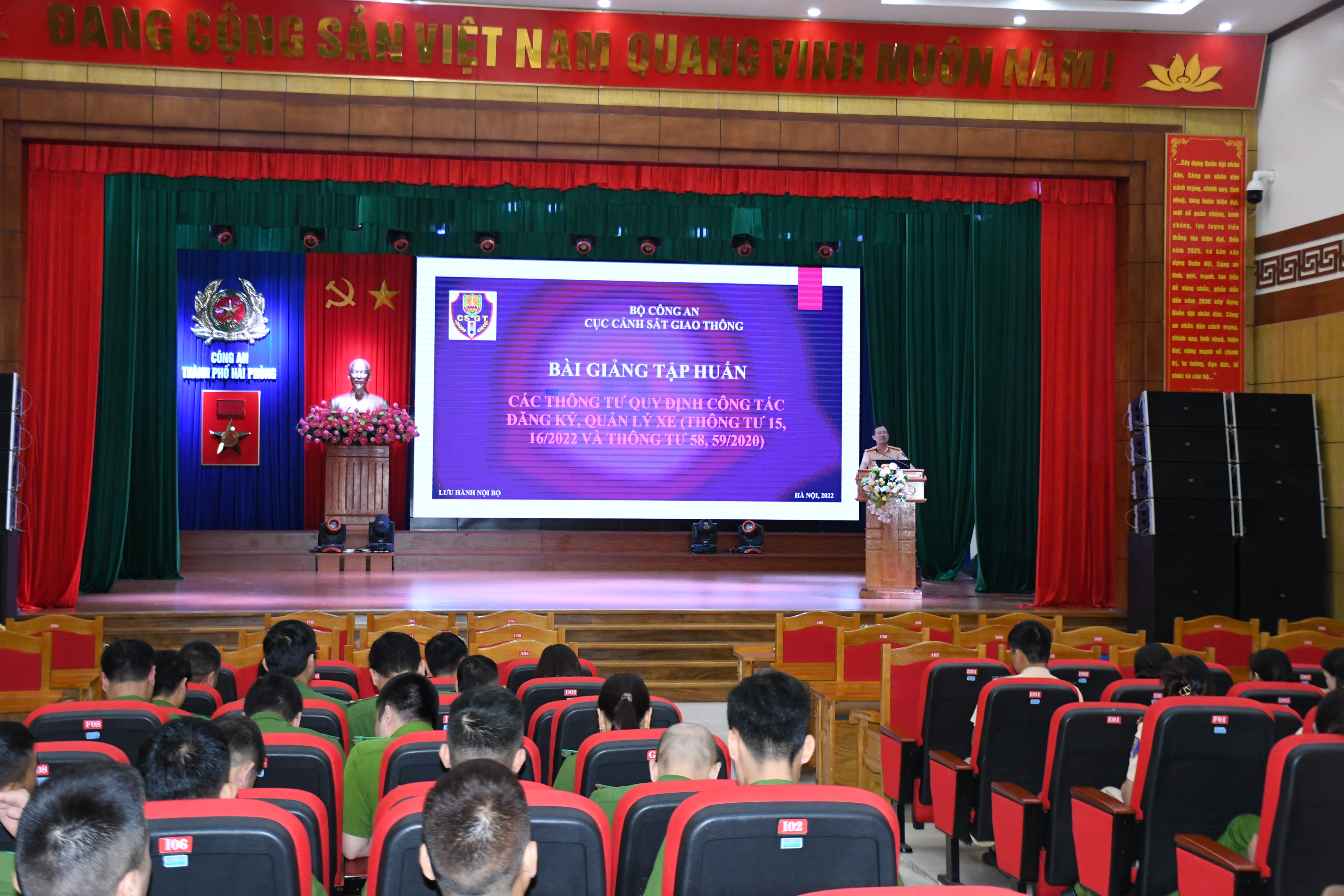 Phân cấp đăng ký phương tiện cơ giới đường bộ đến cấp xã